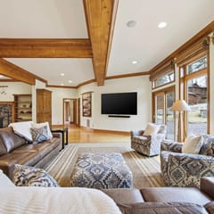 Roaring Lion Abode