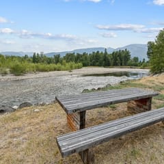 River Bend Lodge