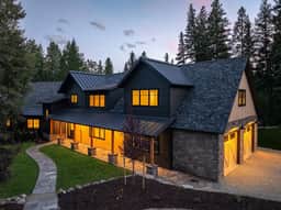 The Dreo Creek Estate: Luxury Home + Private Pond & Trails - Image 4