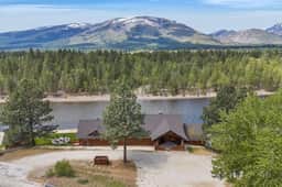 Legacy Collection: Riverfront Lodge - Image 4