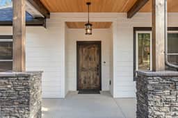 Luxury Rock Creek Abode - Image 5