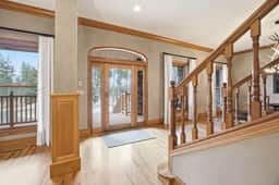 Roaring Lion Abode - Image 5
