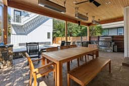 Rooftop Guest House w/ Hot Tub - Image 5