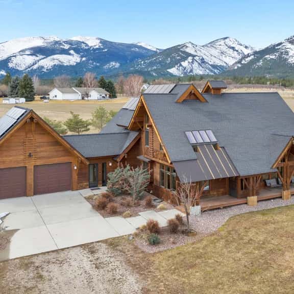 Lazy Bzz Cabin - Image 1