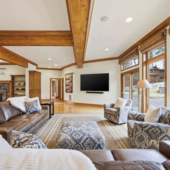Roaring Lion Abode - Image 1