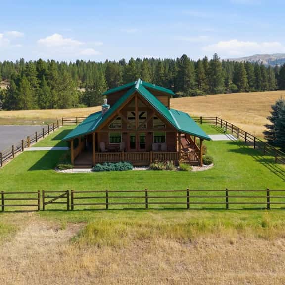 Como Peaks Cabin - Image 1