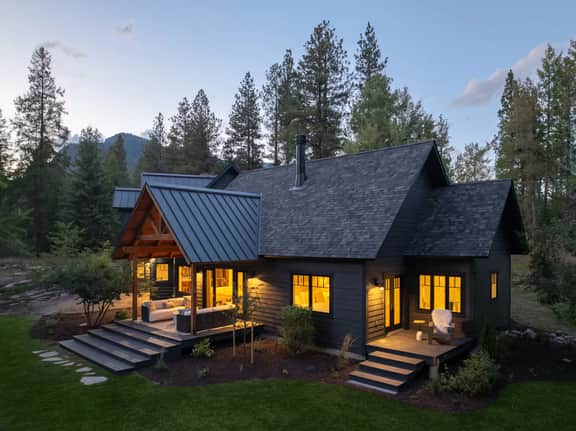 The Dreo Creek Estate: Luxury Home + Private Pond & Trails - Image 5