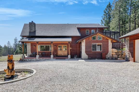 Moose Meadow Lodge - Image 5