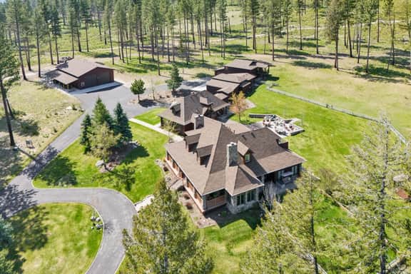Roaring Lion Abode - Image 2