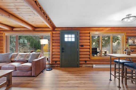 Sapphire Ridge Cabin - Image 5