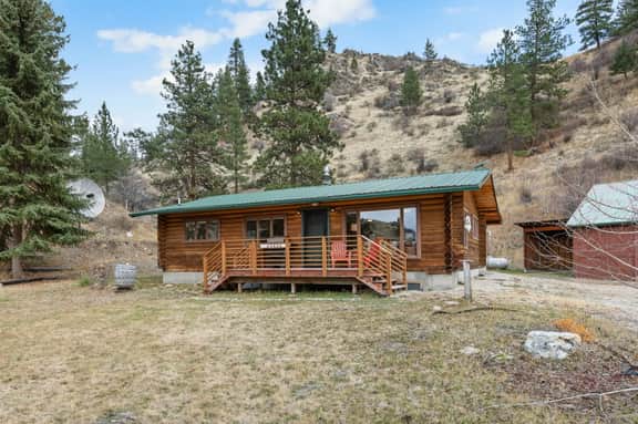 Sapphire Ridge Cabin - Image 4