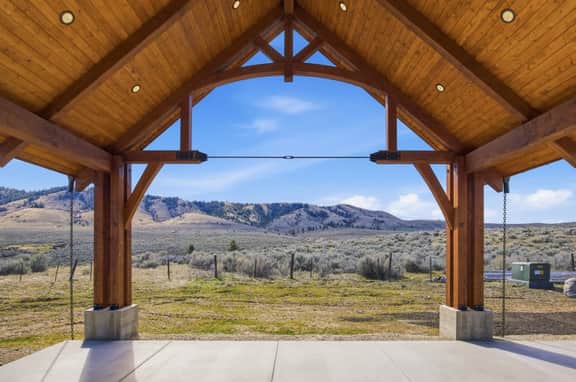 Sapphire Ridge Lodge - Image 3