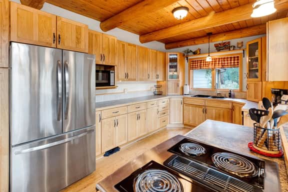Sheafman Peaks Lodge - Image 2