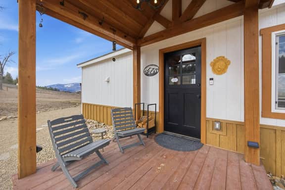 Stevi Sky Cottage - Image 5