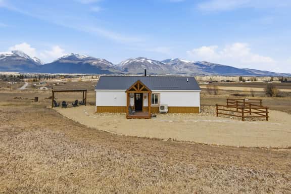 Stevi Sky Cottage - Image 4