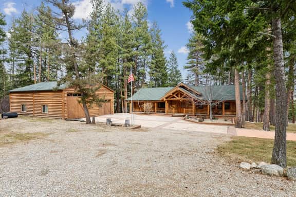 Sweathouse Creek  Lodge - Image 5