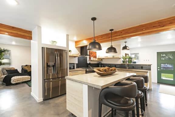 The Elevation Haus- Modern Rattlesnake Abode - Image 3