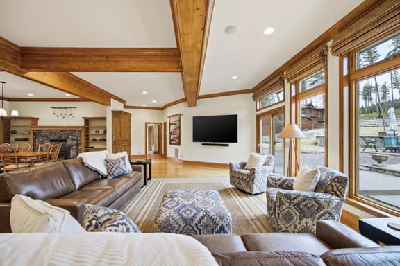 Roaring Lion Abode - Image 1