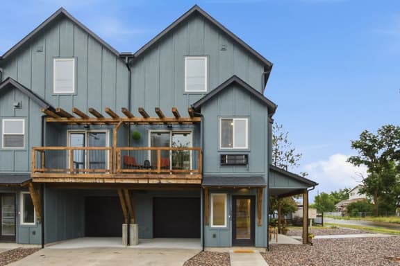 River City Townhome - Image 1